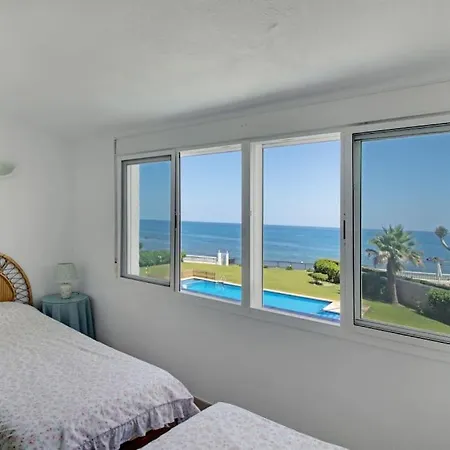 Adosada Con Jardin Y Piscina Con Acceso Al Mar - Dona Lola Dom wakacyjny *