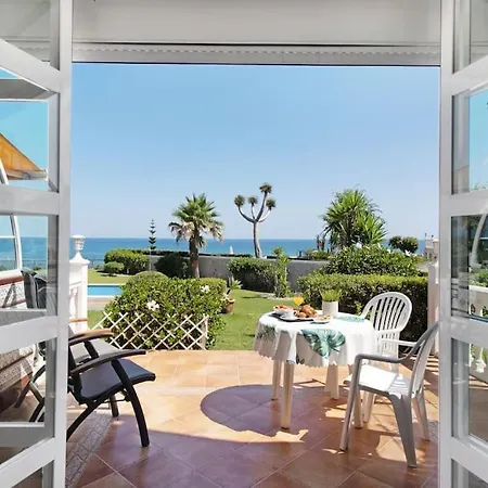 Nyaraló Adosada Con Jardin Y Piscina Con Acceso Al Mar - Dona Lola