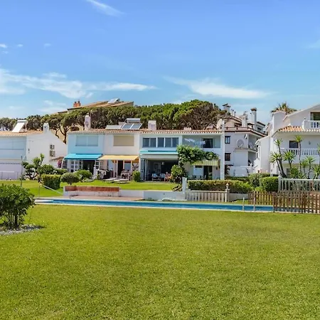 Adosada Con Jardin Y Piscina Con Acceso Al Mar - Dona Lola *